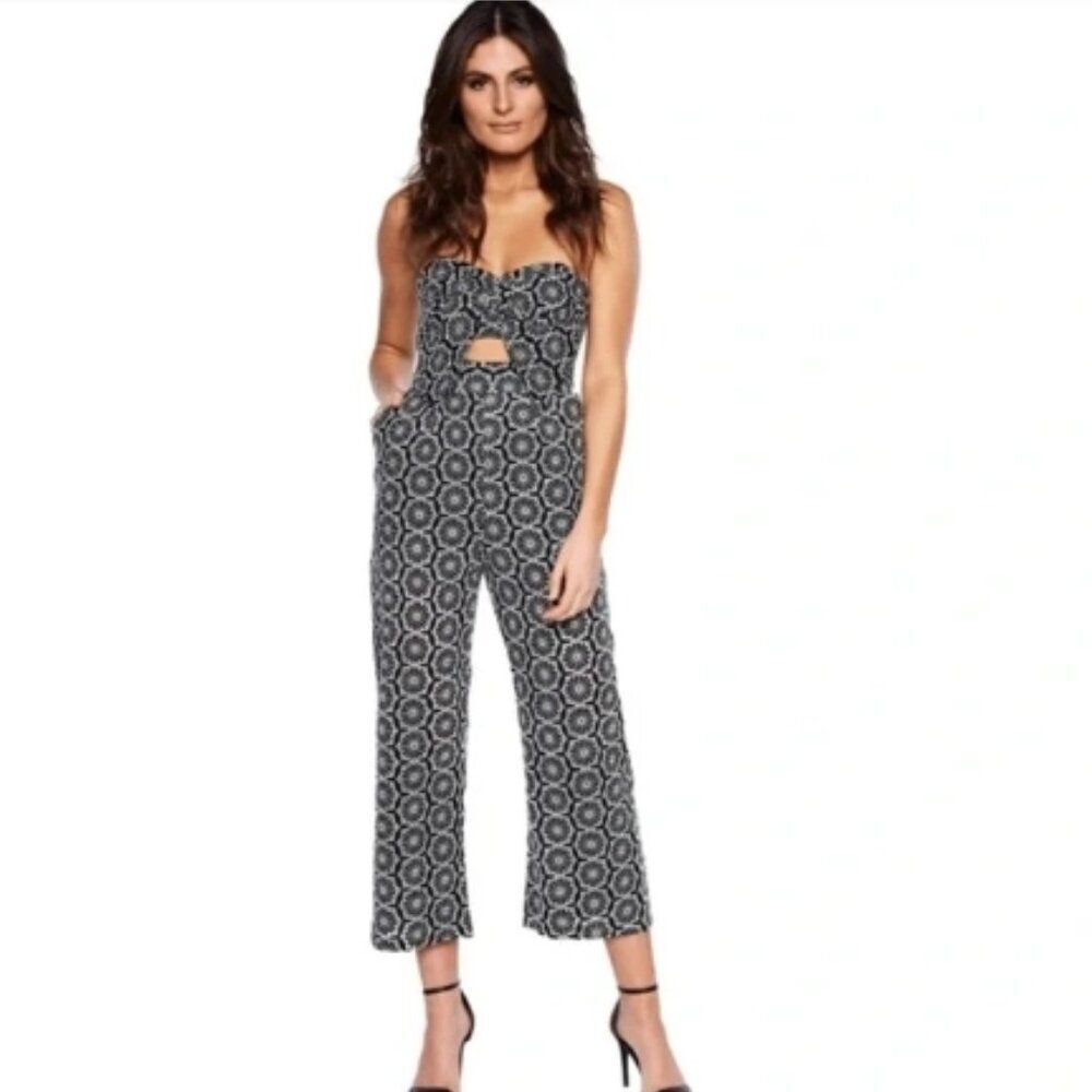 NWOT Bardot Twist Jumpsuit Black and white in Size 4